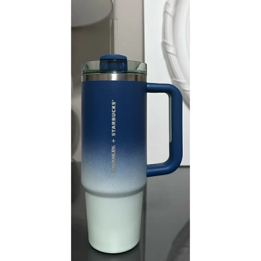 Stanley x‎ Starbucks Taiwan Exclusive 2024 Tumbler- 26th Anniversary Blue Ombre - Picture 2 of 5